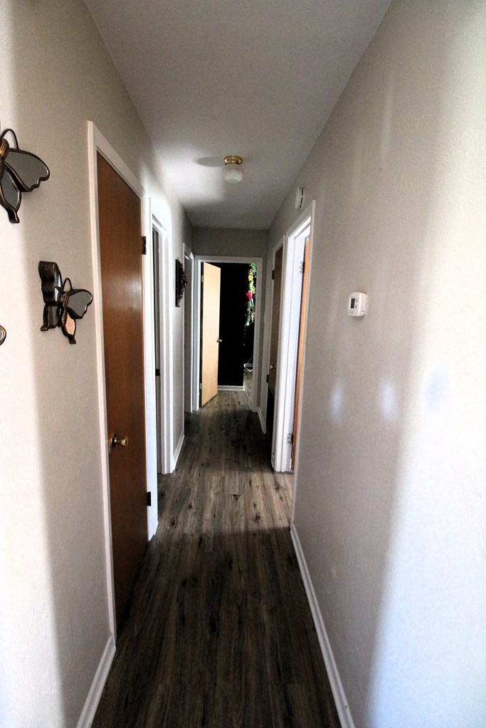Hallway to bedrooms